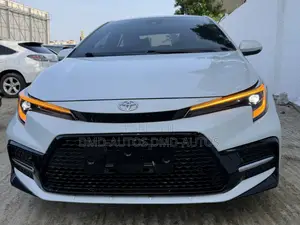 Toyota Corolla 2024 White