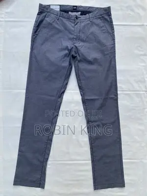 Boss Hugo Boss Slim Fit Lightweight Chinos Pants Trousers Size W34 L43