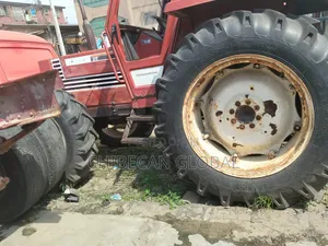 Fiat 780 Tractor Tokunbo (Auxiliary 4x4)