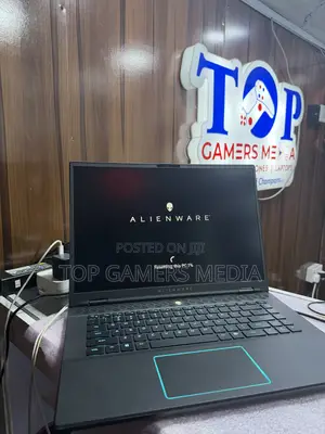 Laptop Alienware M16 R2 32GB Intel Core Ultra 9 SSD 1T