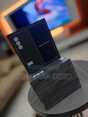 New Samsung Galaxy Z Fold8 Ultra 256 GB Black