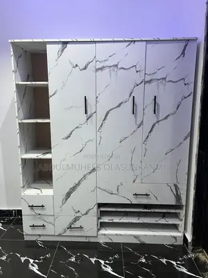 5ft by 6ft Marble Color Closet