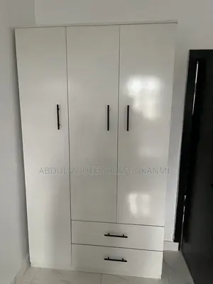 4ft by 7ft Closet