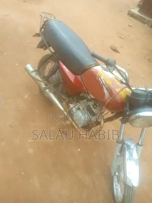 Bajaj Boxer 2020 Red
