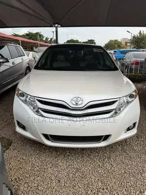 Toyota Venza Limited 2013 White