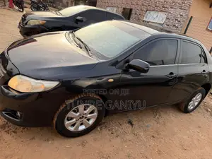 Toyota Corolla 2010 Black