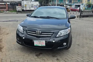 Toyota Corolla 2010 Black
