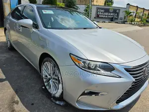 Lexus ES 350 FWD 2016 Silver
