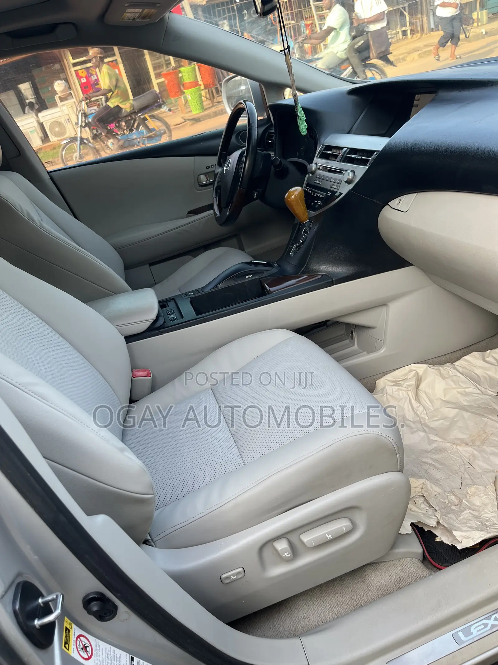 Lexus RX 2012 Silver