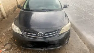 Toyota Corolla L 4dr Sedan (1.8L 4cyl 5M) 2012 Black