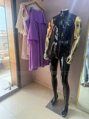 Male and Female Mannequine