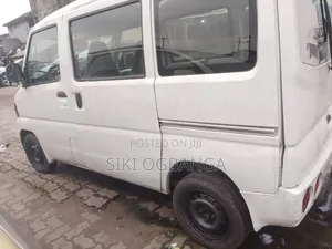 Mitsubishi L300 2010 White