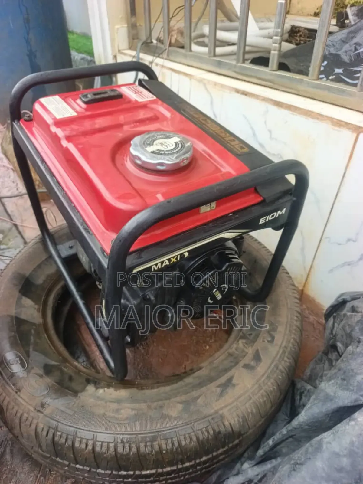Maxi E10M Generator