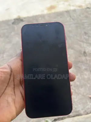 Apple iPhone 12 64 GB Red