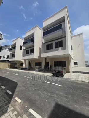 4bdrm Townhouse/Terrace in Guzape District for sale