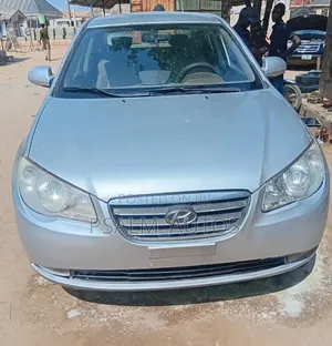 Hyundai Elantra 2008 Silver