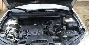 Hyundai Elantra 2008 Silver