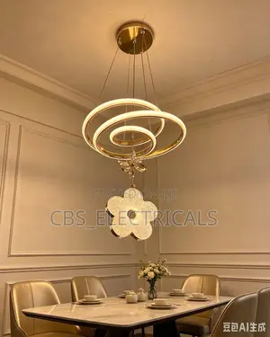 Luxury Gold Chandelier With Floral Pendant