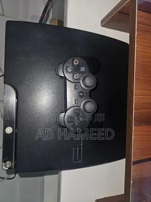 Clean PS3 Slim + 1 Pad 6 Top Games .