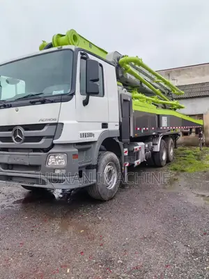 Foreign Used Zoomlion 52m Concrete Pump 2019