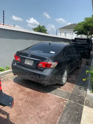 Lexus ES 350 2011 Gray