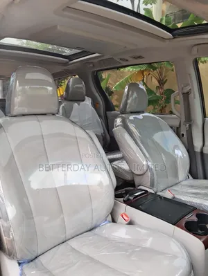 Toyota Sienna 2011 White