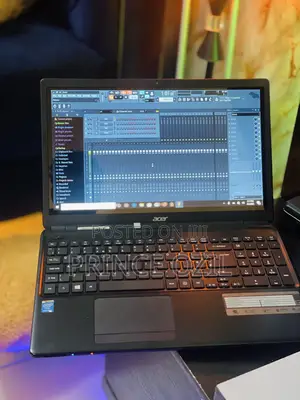 New Laptop Acer AcerNote Pro 8GB Intel Core i3 SSD 250GB