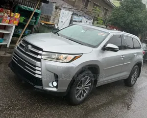 Toyota Highlander 2017