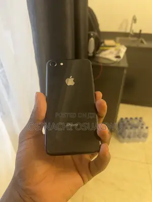 Apple iPhone 8 64 GB Black