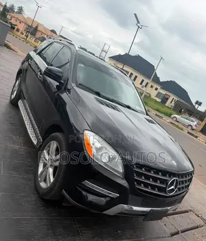Mercedes-Benz M Class ML350 4MATIC 4dr SUV AWD (3.5L 6cyl 7A) 2015