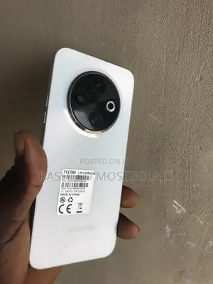 Tecno Spark 30C 128 GB White