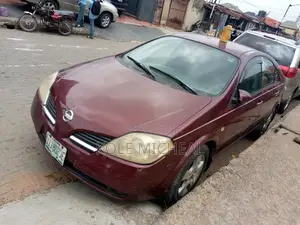 Nissan Primera 2004 Red