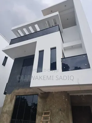 5bdrm Duplex in Adeniyi Jones for sale