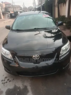Toyota Corolla 2010 Black