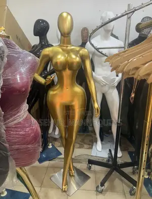 Rebecca Chrome Fiber BBL Mannequin