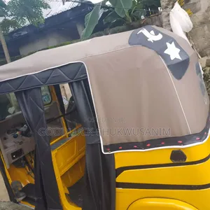Bajaj Freedom 2023 Yellow