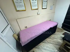 Lash Tech Bed