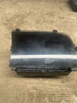 Highest Grade Mercedes Benz S550 2009 Multimedia Screen