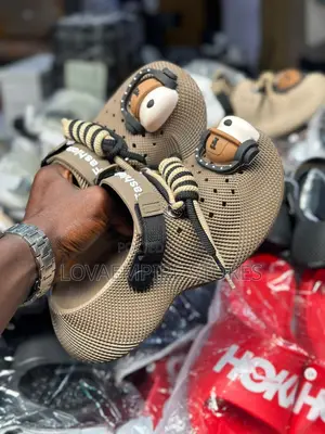 Foot Crocs