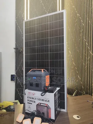 550W Solar Generator for TV, Fan, Laptop Phone Charging