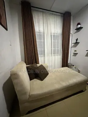 2 Sitter Chair