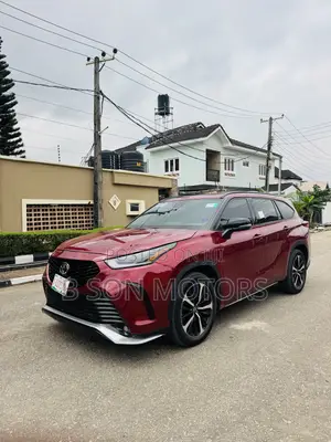 Toyota Highlander Limited 2021 Red