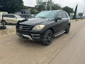 Mercedes-Benz M Class ML350 4MATIC 4dr SUV AWD (3.5L 6cyl 7A) 2014
