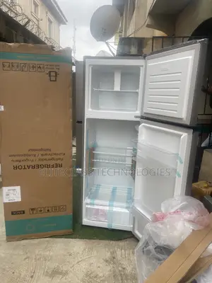 Hisense Double Compartment Refrigerator 306L