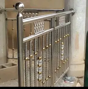 Strong Stainless Steel Hand Rails