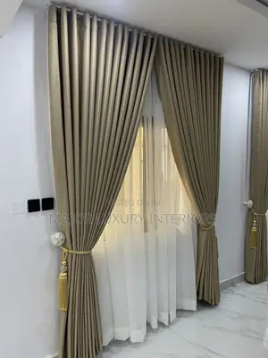 Highest Grade Curtain With Wave Design Pattern