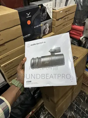AT2040 Audio Technica Microphone