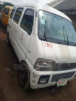 Suzuki Every 2022 White