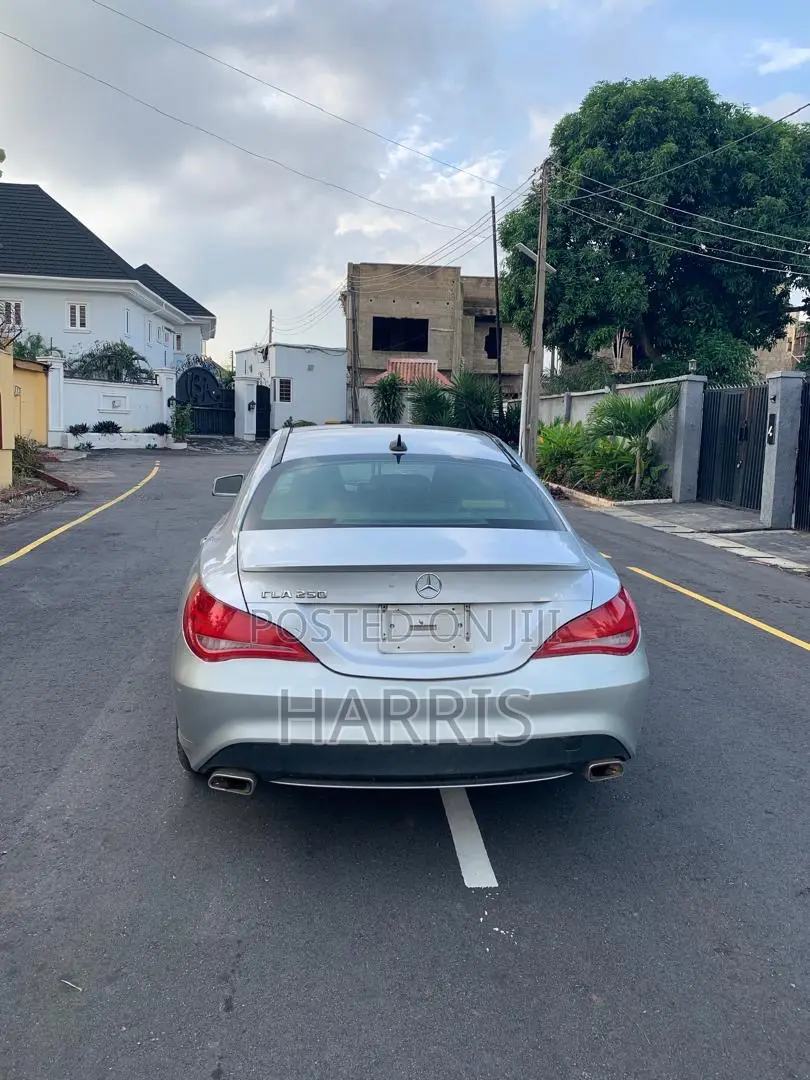 Mercedes-Benz CLA-Class 2015 Silver