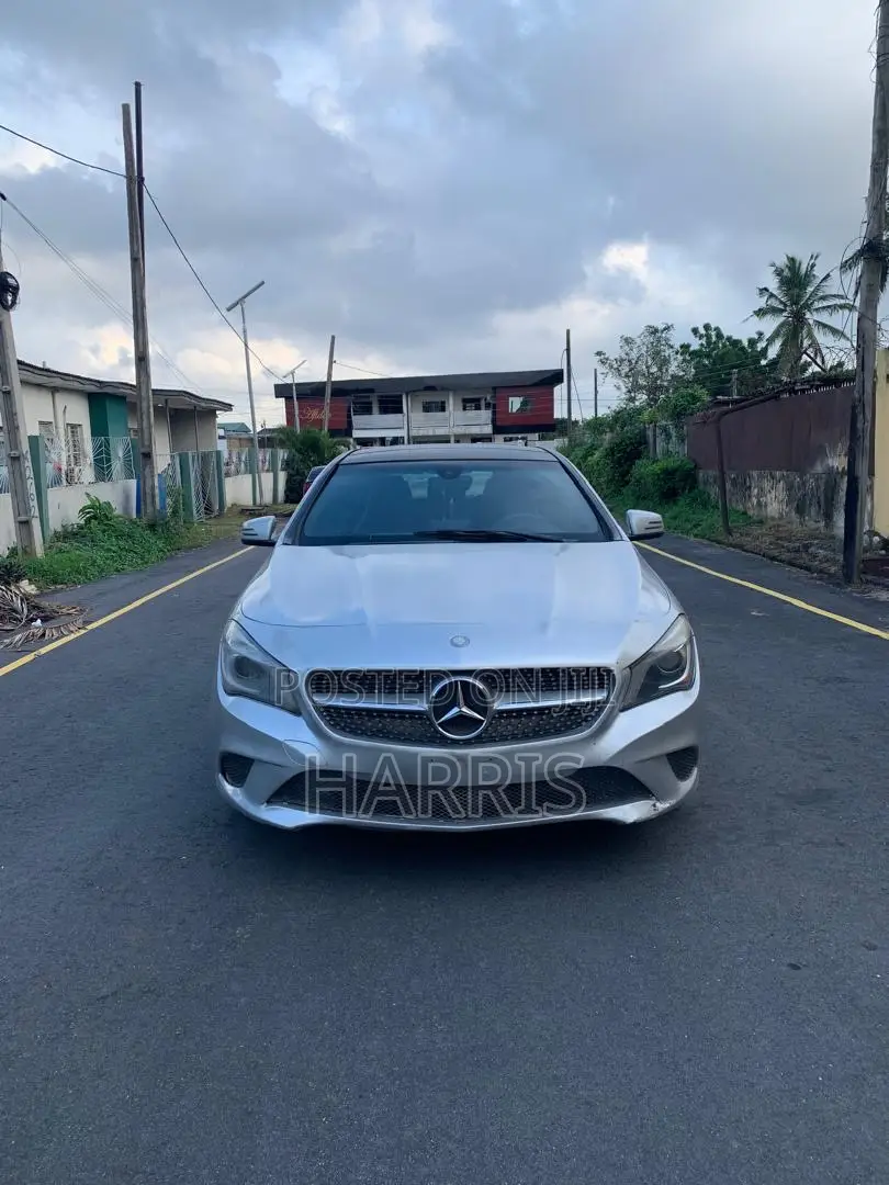 Mercedes-Benz CLA-Class 2015 Silver